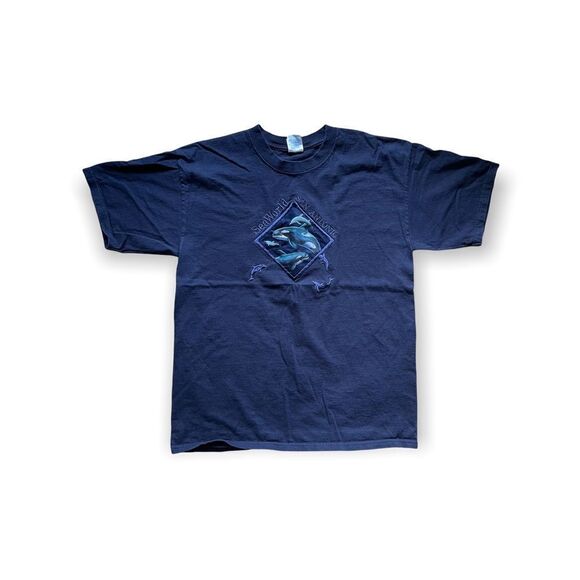 SeaWorld San Antonio embroidered t-shirt - Picture 1 of 4